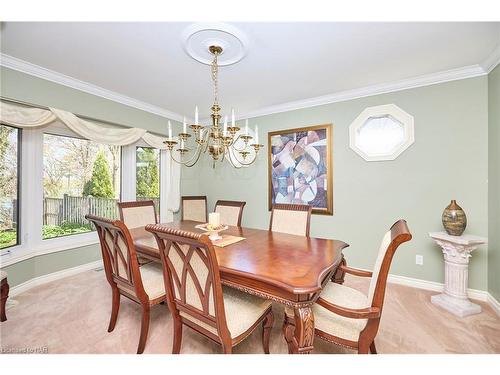 50 Henley Drive, St. Catharines, ON - Indoor Photo Showing Dining Room