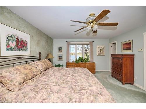 50 Henley Drive, St. Catharines, ON - Indoor Photo Showing Bedroom