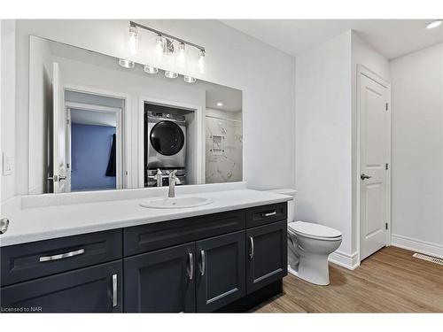 248 Humboldt Parkway, Port Colborne, ON - Indoor Photo Showing Bathroom