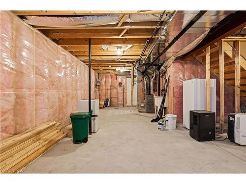 248 Humboldt Parkway, Port Colborne, ON - Indoor Photo Showing Basement