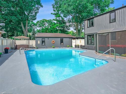 13 Lakewood Crescent, Port Colborne, ON - Outdoor With In Ground Pool With Backyard With Exterior