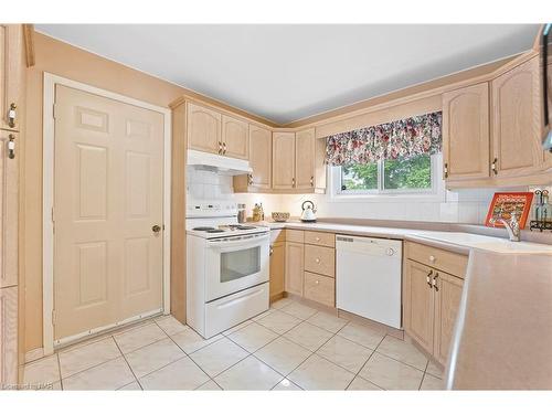 505 Vine Street, St. Catharines, ON - Indoor Photo Showing Kitchen