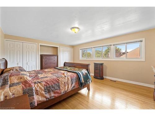 505 Vine Street, St. Catharines, ON - Indoor Photo Showing Bedroom