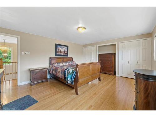 505 Vine Street, St. Catharines, ON - Indoor Photo Showing Bedroom