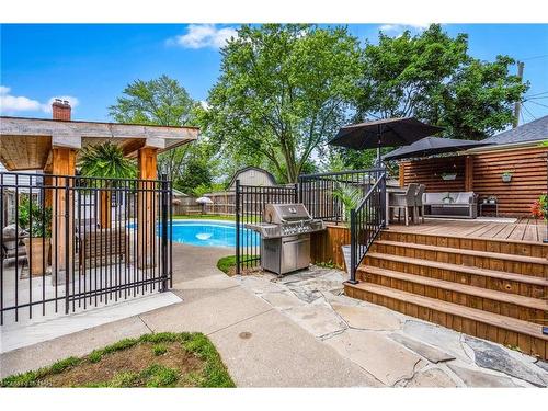 20 Edgedale Road, St. Catharines, ON - Outdoor With In Ground Pool