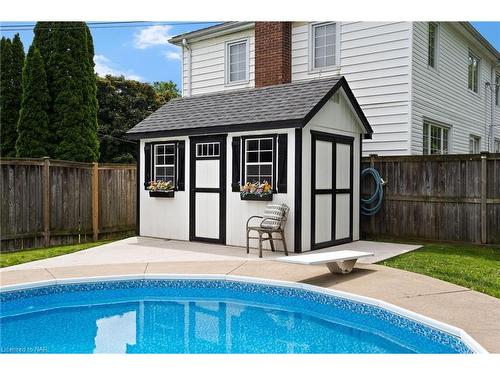 20 Edgedale Road, St. Catharines, ON - Outdoor With In Ground Pool