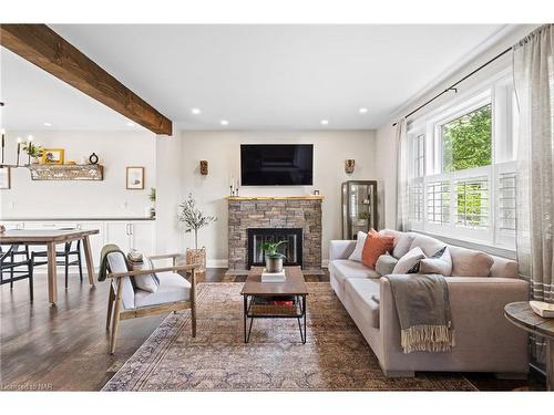 20 Edgedale Road, St. Catharines, ON - Indoor Photo Showing Living Room With Fireplace