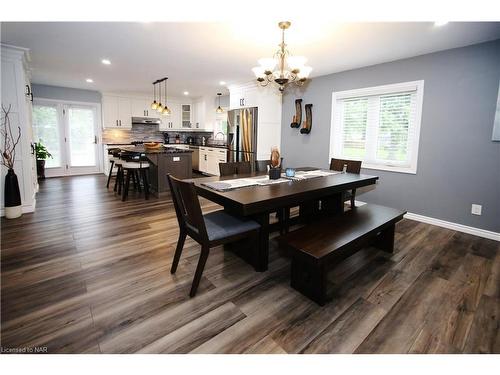 63 Catherine Street, Fort Erie, ON - Indoor Photo Showing Dining Room