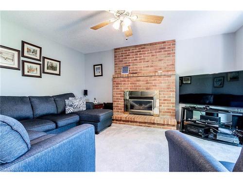 123 1/2 Keefer Road, Thorold, ON - Indoor Photo Showing Living Room With Fireplace