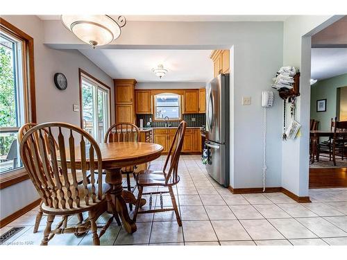 123 1/2 Keefer Road, Thorold, ON - Indoor Photo Showing Dining Room