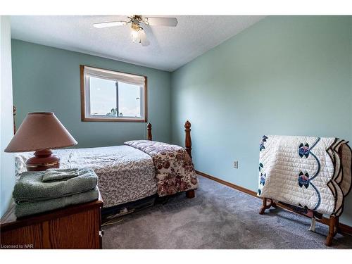 123 1/2 Keefer Road, Thorold, ON - Indoor Photo Showing Bedroom