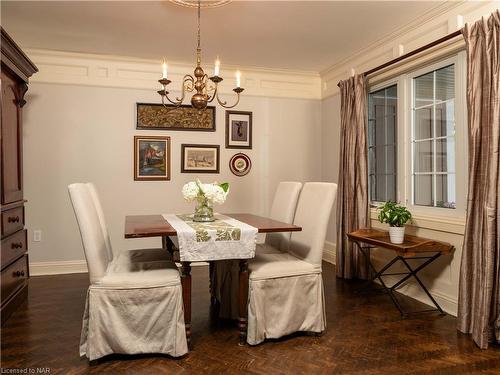 43 Tremont Drive, St. Catharines, ON - Indoor Photo Showing Dining Room