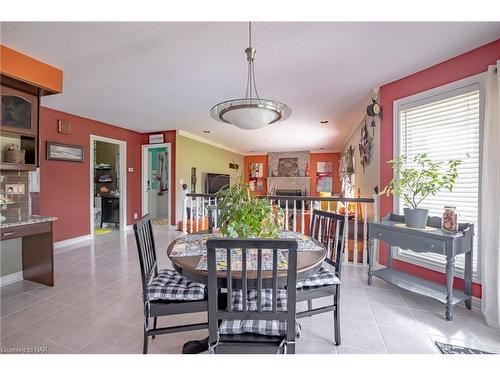 23 Green Meadow Crescent, Welland, ON - Indoor Photo Showing Dining Room