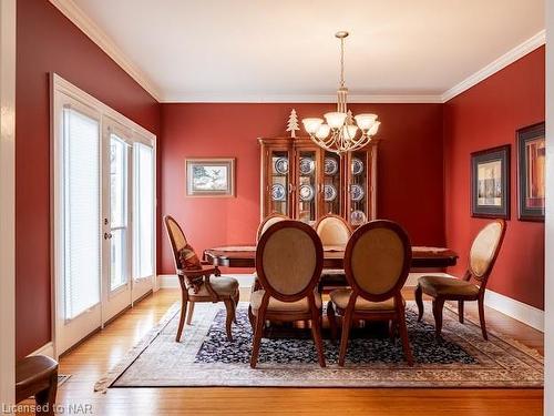 101 Tennessee Avenue, Port Colborne, ON - Indoor Photo Showing Dining Room