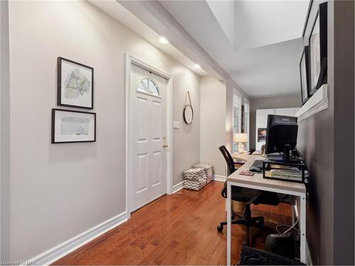 10252 Willoughby Drive, Niagara Falls, ON - Indoor Photo Showing Office
