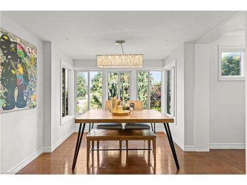 9 Crestcombe Road, St. Catharines, ON - Indoor Photo Showing Dining Room