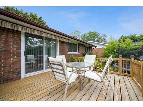 764 Parkdale Avenue, Fort Erie, ON - Outdoor With Deck Patio Veranda With Exterior