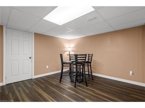 764 Parkdale Avenue, Fort Erie, ON - Indoor Photo Showing Other Room