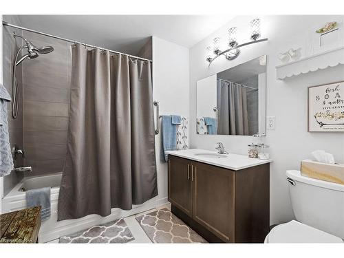 3608 Hibbard St Street, Ridgeway, ON - Indoor Photo Showing Bathroom