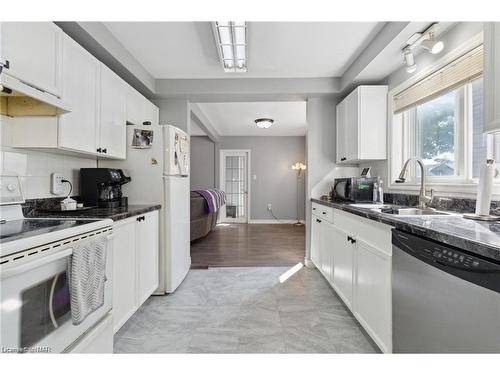 22 Edith Street, St. Catharines, ON - Indoor Photo Showing Kitchen With Double Sink