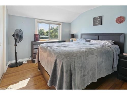22 Edith Street, St. Catharines, ON - Indoor Photo Showing Bedroom