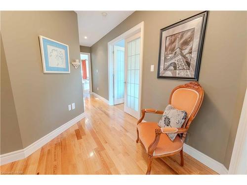 6287 Emma Street, Niagara Falls, ON - Indoor Photo Showing Other Room