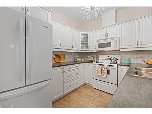 203-2799 St. Paul Avenue, Niagara Falls, ON - Indoor Photo Showing Kitchen With Double Sink