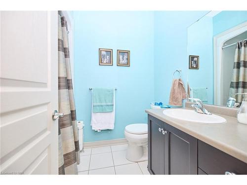 10-6334 Desanka Avenue, Niagara Falls, ON - Indoor Photo Showing Bathroom
