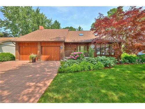 13 Oak Drive, Niagara-On-The-Lake, ON - Outdoor