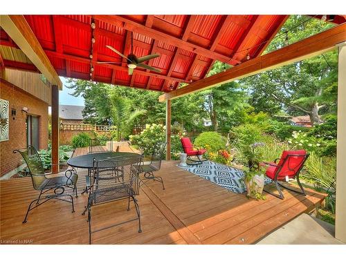 13 Oak Drive, Niagara-On-The-Lake, ON - Outdoor With Deck Patio Veranda With Exterior