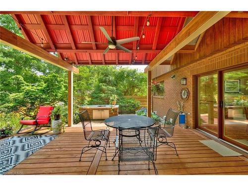 13 Oak Drive, Niagara-On-The-Lake, ON - Outdoor With Deck Patio Veranda With Exterior