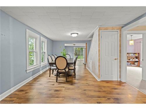 194 Russell Avenue, St. Catharines, ON - Indoor Photo Showing Dining Room