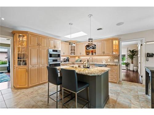 181 Lakeshore Road, St. Catharines, ON - Indoor Photo Showing Kitchen