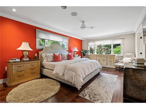181 Lakeshore Road, St. Catharines, ON - Indoor Photo Showing Bedroom