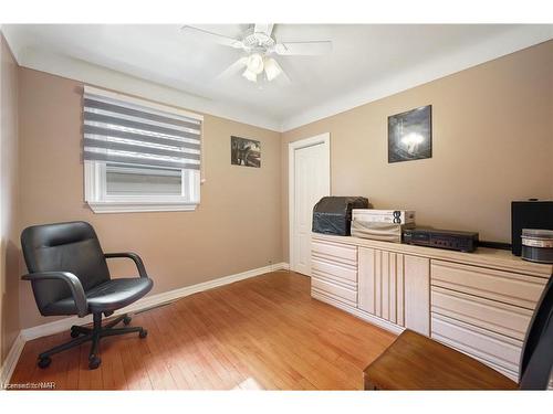 6558 Dunn Street, Niagara Falls, ON - Indoor Photo Showing Office