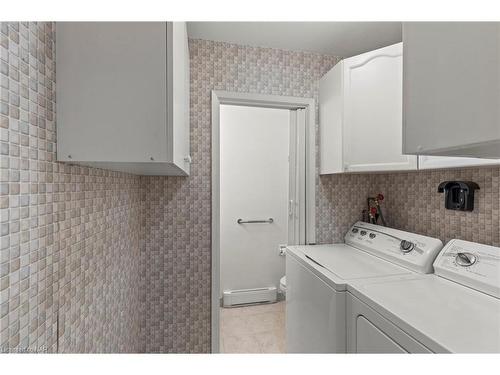 25-151 Parnell Road, St. Catharines, ON - Indoor Photo Showing Laundry Room