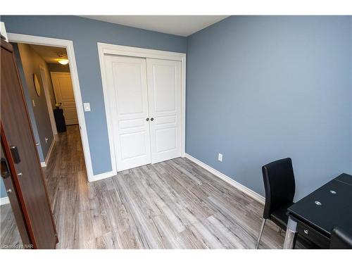 44 Haney Drive, Thorold, ON - Indoor Photo Showing Other Room