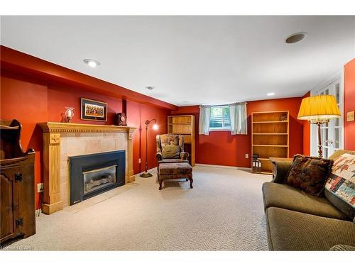 32 Forest Hill Road, St. Catharines, ON - Indoor Photo Showing Living Room With Fireplace