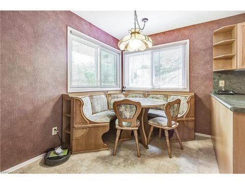 27 Cartier Drive, St. Catharines, ON - Indoor Photo Showing Dining Room