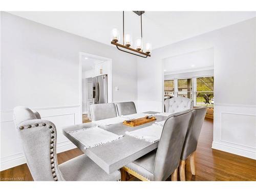 6940 Coach Drive, Niagara Falls, ON - Indoor Photo Showing Dining Room