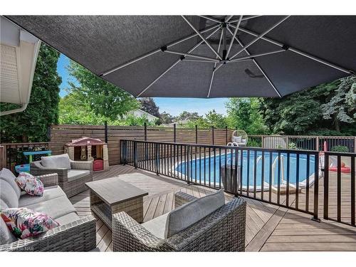 6940 Coach Drive, Niagara Falls, ON - Outdoor With In Ground Pool With Deck Patio Veranda With Exterior