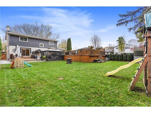 6940 Coach Drive, Niagara Falls, ON - Outdoor With Deck Patio Veranda With Backyard