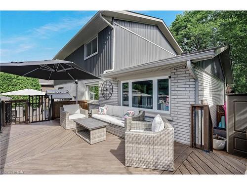 6940 Coach Drive, Niagara Falls, ON - Outdoor With Deck Patio Veranda With Exterior