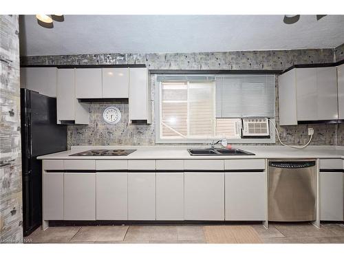 84 Merritt Street, St. Catharines, ON - Indoor Photo Showing Kitchen With Double Sink