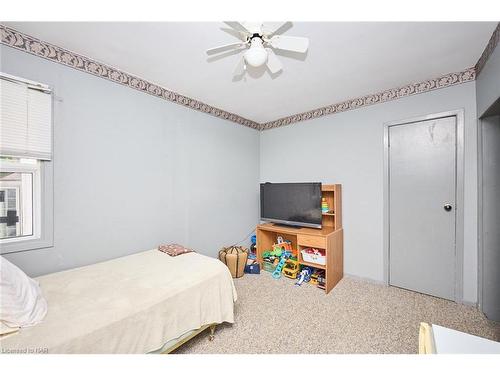 84 Merritt Street, St. Catharines, ON - Indoor Photo Showing Bedroom