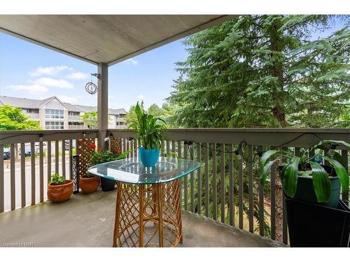 211-2010 Cleaver Avenue, Burlington, ON - Outdoor With Balcony With Exterior