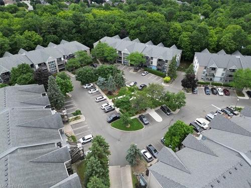 211-2010 Cleaver Avenue, Burlington, ON - Outdoor With View