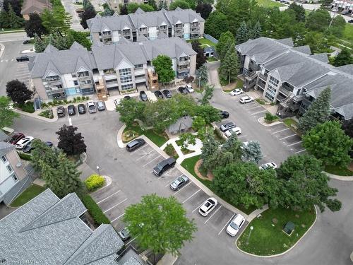 211-2010 Cleaver Avenue, Burlington, ON - Outdoor With View