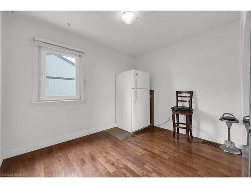 4 Rodger Street, St. Catharines, ON - Indoor Photo Showing Other Room