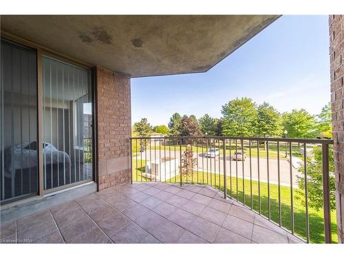 209-8111 Forest Glen Drive, Niagara Falls, ON - Outdoor With Exterior